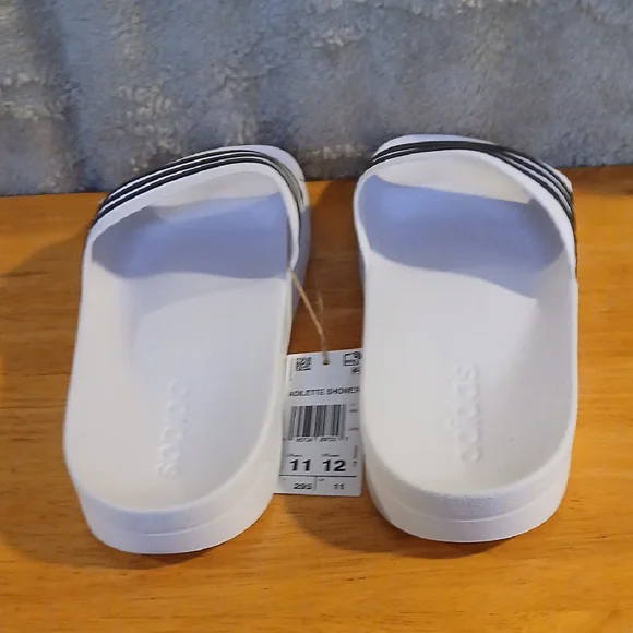 Adidas Classic White and Black Slides - Picture 4 of 6
